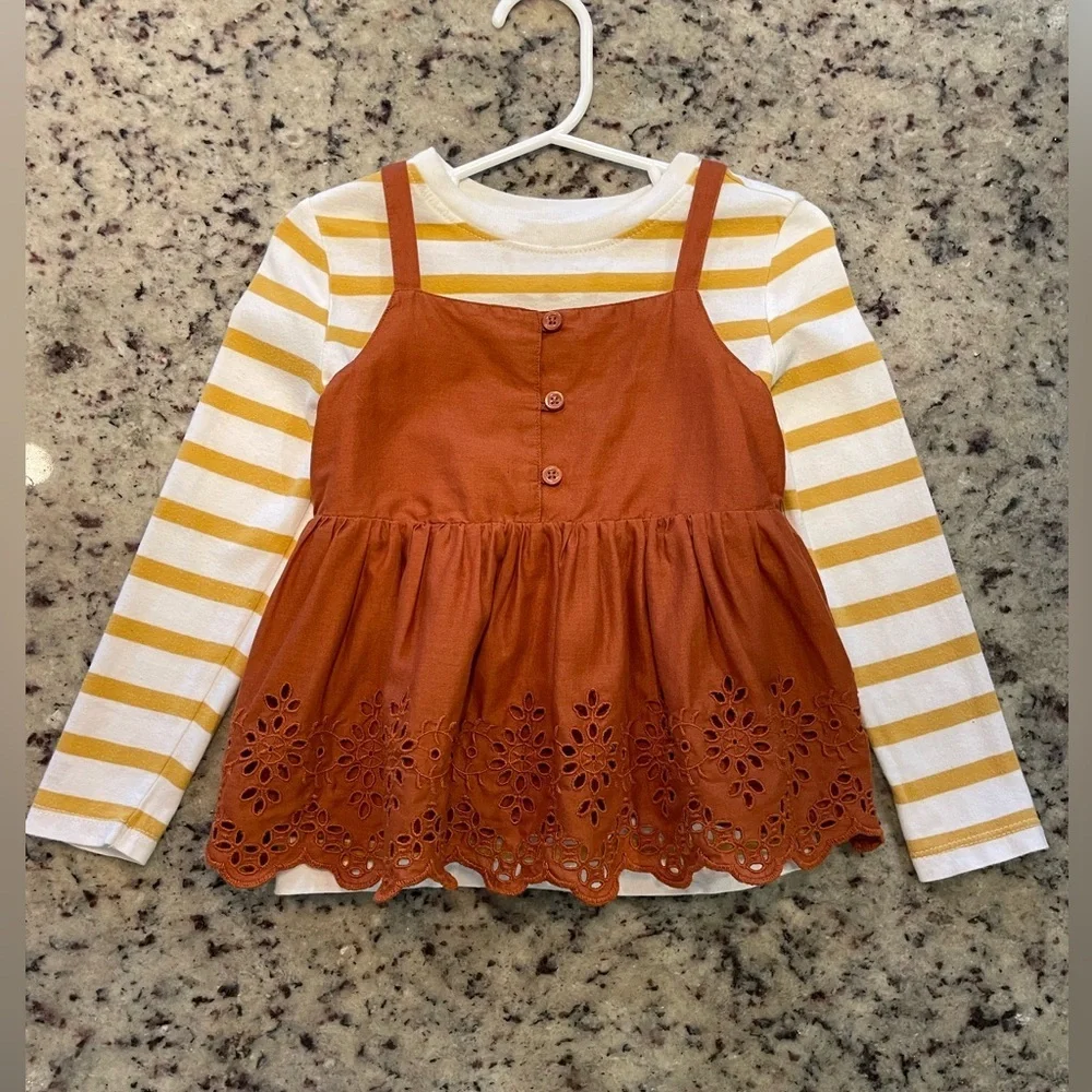 Toddler girls baby gap layered Eyelet top size 3T retail $58